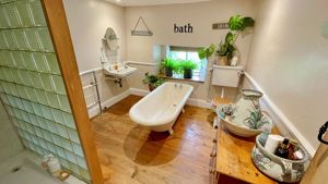 Photo 13- click for photo gallery